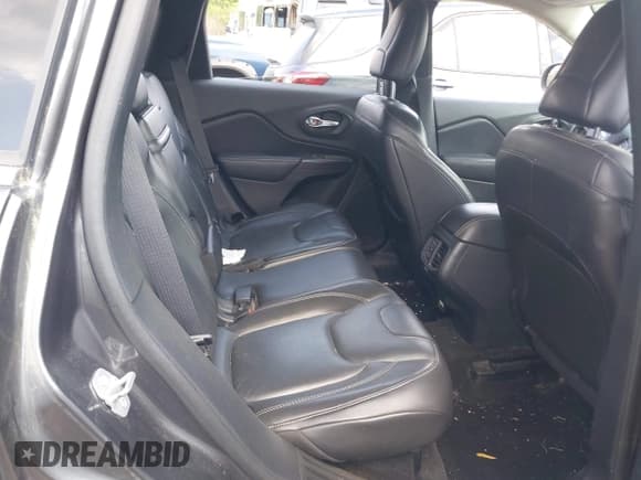 ✅ 2015 Jeep Cherokee Limited • VIN: 1C4PJMDS5FW719989 • Lot: 42572234. Listed on IAAI with 140,420 mi. Free auction sales archive from the USA and detailed vehicle history report at DreamBid. Image 8.