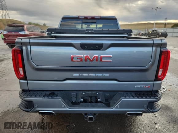 ✅ 2021 GMC Sierra 1500 AT4 • VIN: 3GTP9EELXMG312350 • Lot: 85884055. Wystawiony na Copart z przebiegiem 55 064 mil. Bezpłatny archiwum sprzedaży aukcyjnych z USA i szczegółowy raport historii pojazdu na DreamBid. Zdjęcie 6.