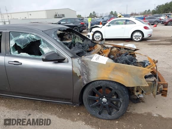 ✅ 2014 Dodge Avenger SE • VIN: 1C3CDZAG0EN224241 • Лот: 41524163. Опубликован ранее на IAAI с пробегом Не указан. Бесплатный доступ к архиву аукционных продаж из США и подробный отчёт об истории автомобиля на DreamBid. Изображение 16.