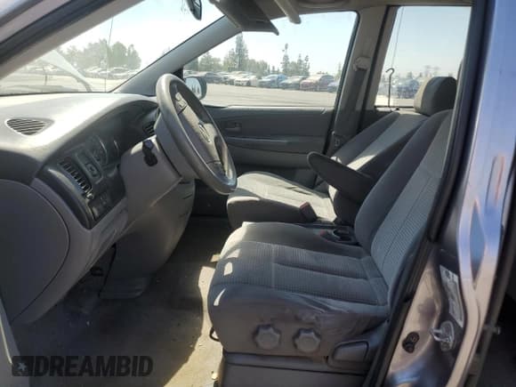 ✅ 2005 Mazda MPV LX • VIN: JM3LW28A350538856 • Lot: 66790224. Wystawiony na Copart z przebiegiem 154 746 mil. Bezpłatny archiwum sprzedaży aukcyjnych z USA i szczegółowy raport historii pojazdu na DreamBid. Zdjęcie 7.