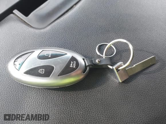 ✅ 2024 Hyundai Elantra Limited • VIN: KMHLN4DJ7RU114121 • Лот: 43253574. Опубликован ранее на IAAI с пробегом 35 101 миль. Бесплатный доступ к архиву аукционных продаж из США и подробный отчёт об истории автомобиля на DreamBid. Изображение 11.