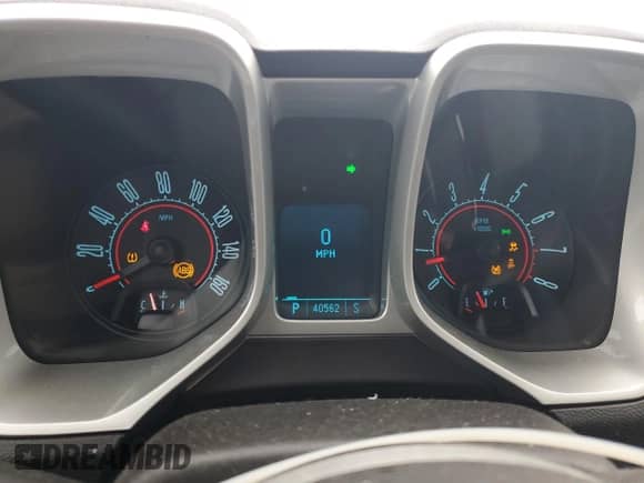 2010 Chevrolet Camaro 2LT с VIN 2G1FC1EV0A9223585, выставлен на аукционе Copart как лот 90347405 с пробегом 40 562 миль миль и Списание • Salvage title. История ставок и продаж доступна на DreamBid. Изображение 9.