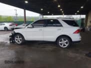 ✅ 2016 Mercedes-Benz GLE 350 • VIN: 4JGDA5HB8GA811157 • Лот: 42170442. Опубликован ранее на IAAI с пробегом 91 891 миль. Бесплатный доступ к архиву аукционных продаж из США и подробный отчёт об истории автомобиля на DreamBid. Изображение 14.