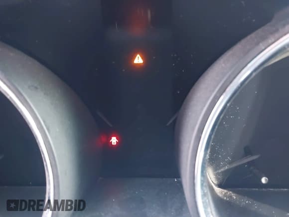 ✅ 2013 Toyota Highlander Limited • VIN: 5TDDK3EH4DS267236 • Лот: 43828282. Опубликован ранее на IAAI с пробегом Не указан. Бесплатный доступ к архиву аукционных продаж из США и подробный отчёт об истории автомобиля на DreamBid. Изображение 15.