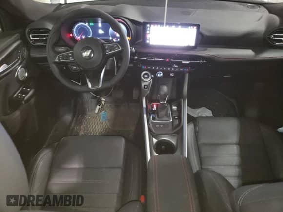 ✅ 2024 Dodge Hornet GT • VIN: ZACNDFAN1R3A41582 • Lot: 61439825. Wystawiony na Copart z przebiegiem 5 222 mil mil. Skorzystaj z bezpłatnego archiwum sprzedaży aukcyjnych z USA i zobacz szczegółowy raport historii pojazdu na DreamBid. Zdjęcie 8.