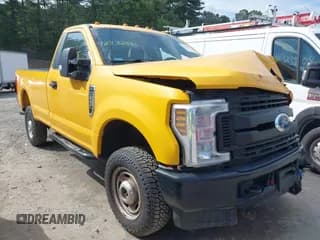 ✅ 2019 Ford F-250 XL • VIN: 1FTBF2B6XKED49175 • Лот: 42332555. Опубликован ранее на IAAI с пробегом 84 053 миль. Бесплатный доступ к архиву аукционных продаж из США и подробный отчёт об истории автомобиля на DreamBid. Изображение 1.