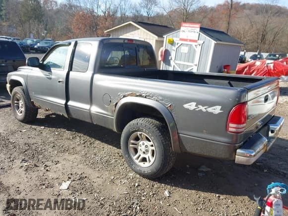 ✅ 2004 Dodge Dakota SLT • VIN: 1D7HG42N84S522082 • Lot: 43788784. Listed on IAAI with 139,248 mi. Free auction sales archive from the USA and detailed vehicle history report at DreamBid. Image 3.