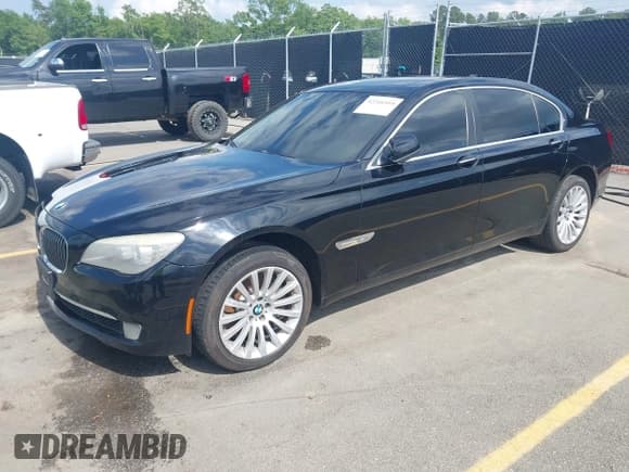 ✅ 2011 BMW 7 Series 750Li xDrive • VIN: WBAKC8C54BC431851 • Lot: 42216519. Listed on IAAI with 106,022 mi. Free auction sales archive from the USA and detailed vehicle history report at DreamBid. Image 2.