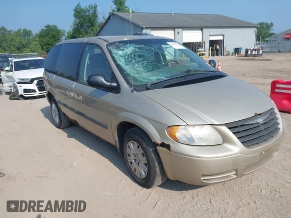 ✅ 2005 Chrysler Town & Country • VIN: 1C4GP45R85B437975 • Лот: 42694204. Опубликован ранее на IAAI с пробегом 230 901 миль. Бесплатный доступ к архиву аукционных продаж из США и подробный отчёт об истории автомобиля на DreamBid. Изображение 1.