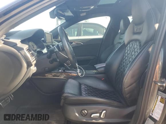 ✅ 2018 Audi S6 • VIN: WAUHFBFC5JN062087 • Lot: 68679414. Wystawiony na Copart z przebiegiem 80 100 mil. Bezpłatny archiwum sprzedaży aukcyjnych z USA i szczegółowy raport historii pojazdu na DreamBid. Zdjęcie 7.