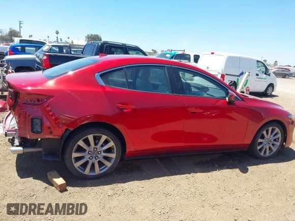 ✅ 2019 Mazda 3 Preferred • VIN: JM1BPADL9K1119967 • Лот: 42884620. Опубликован ранее на IAAI с пробегом 24 567 миль. Бесплатный доступ к архиву аукционных продаж из США и подробный отчёт об истории автомобиля на DreamBid. Изображение 14.