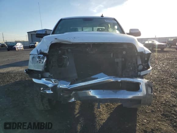 ✅ 2015 Ram 2500 Laramie • VIN: 3C6UR5FL8FG501848 • Lot: 87269845. Wystawiony na Copart z przebiegiem 142 155 mil. Bezpłatny archiwum sprzedaży aukcyjnych z USA i szczegółowy raport historii pojazdu na DreamBid. Zdjęcie 5.