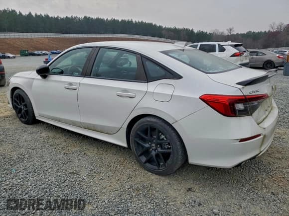 ✅ 2022 Honda Civic Si • VIN: 2HGFE1E5XNH471390 • Lot: 94172635. Listed on Copart with Not provided. Free auction sales archive from the USA and detailed vehicle history report at DreamBid. Image 2.