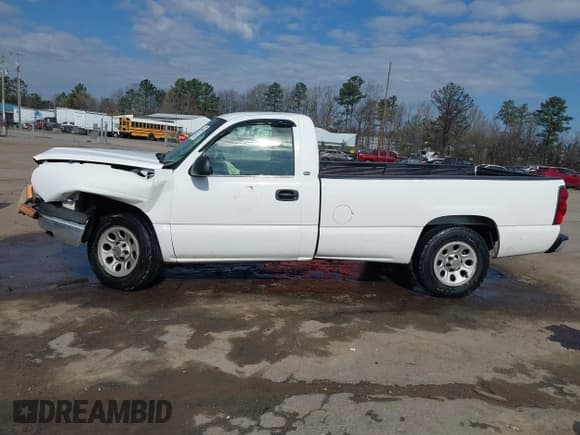 ✅ 2005 Chevrolet Silverado 1500 Work Truck • VIN: 1GCEC14X95Z204177 • Лот: 41875984. Опубликован ранее на IAAI с пробегом 183 788 миль. Бесплатный доступ к архиву аукционных продаж из США и подробный отчёт об истории автомобиля на DreamBid. Изображение 14.