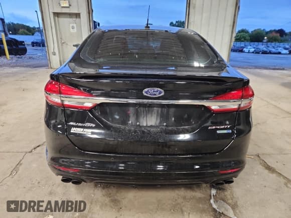 ✅ 2017 Ford Fusion Sport • VIN: 3FA6P0VP8HR193902 • Lot: 82232035. Wystawiony na Copart z przebiegiem 52 626 mil. Bezpłatny archiwum sprzedaży aukcyjnych z USA i szczegółowy raport historii pojazdu na DreamBid. Zdjęcie 6.