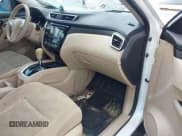 ✅ 2014 Nissan Rogue SV • VIN: 5N1AT2MT6EC837901 • Lot: 42878596. Listed on IAAI with 155,326 mi. Free auction sales archive from the USA and detailed vehicle history report at DreamBid. Image 5.