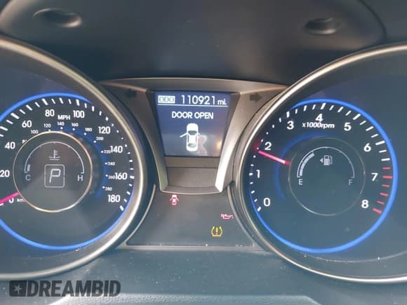 ✅ 2015 Hyundai Genesis Coupe 3.8L Base • VIN: KMHHT6KJ2FU127526 • Lot: 40015892. Listed on IAAI with 110,921 mi. Free auction sales archive from the USA and detailed vehicle history report at DreamBid. Image 7.