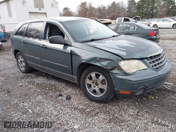 ✅ 2007 Chrysler Pacifica • VIN: 2A8GM48LX7R326101 • Lot: 43781781. Listed on IAAI with 181,157 mi. Free auction sales archive from the USA and detailed vehicle history report at DreamBid. Image 1.