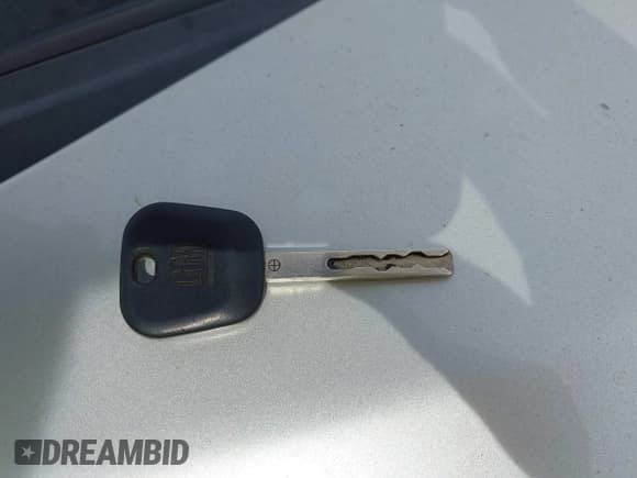 ✅ 2018 Chevrolet Express Cargo • VIN: 1GCWGAFG2J1194414 • Lot: 42780705. Listed on IAAI with 142,943 mi. Free auction sales archive from the USA and detailed vehicle history report at DreamBid. Image 11.