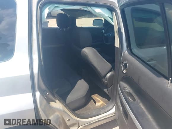 ✅ 2010 Chevrolet HHR 1LT • VIN: 3GNBABDB4AS569030 • Лот: 42897189. Опубликован ранее на IAAI с пробегом 210 743 миль. Бесплатный доступ к архиву аукционных продаж из США и подробный отчёт об истории автомобиля на DreamBid. Изображение 8.