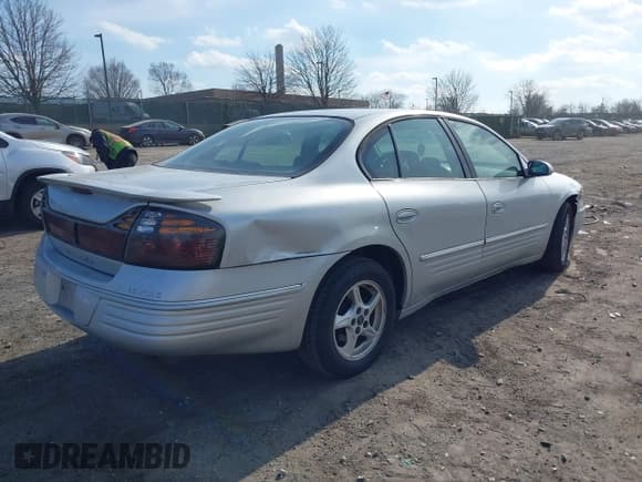 ✅ 2000 Pontiac Bonneville SE • VIN: 1G2HX54K1Y4260553 • Лот: 41664888. Опубликован ранее на IAAI с пробегом 130 323 миль. Бесплатный доступ к архиву аукционных продаж из США и подробный отчёт об истории автомобиля на DreamBid. Изображение 4.
