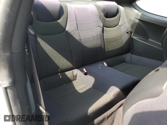 ✅ 2010 Hyundai Genesis Coupe • VIN: KMHHT6KD7AU017753 • Lot: 60871785. Wystawiony na Copart z przebiegiem 87 337 mil. Bezpłatny archiwum sprzedaży aukcyjnych z USA i szczegółowy raport historii pojazdu na DreamBid. Zdjęcie 10.