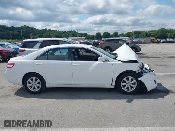 ✅ 2011 Toyota Camry LE • VIN: 4T4BF3EK3BR168750 • Lot: 43042639. Wystawiony na IAAI z przebiegiem 175 442 mil. Bezpłatny archiwum sprzedaży aukcyjnych z USA i szczegółowy raport historii pojazdu na DreamBid. Zdjęcie 13.