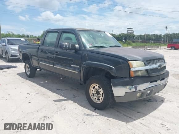 ✅ 2004 Chevrolet Silverado 2500HD LS • VIN: 1GCHC23U84F133354 • Лот: 42749201. Опубликован ранее на IAAI с пробегом Не указан. Бесплатный доступ к архиву аукционных продаж из США и подробный отчёт об истории автомобиля на DreamBid. Изображение 1.