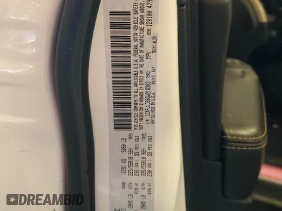 ✅ 2016 Jeep Cherokee Limited • VIN: 1C4PJLDB0GW216303 • Lot: 82265635. Listed on Copart with 131,659 mi. Free auction sales archive from the USA and detailed vehicle history report at DreamBid. Image 14.