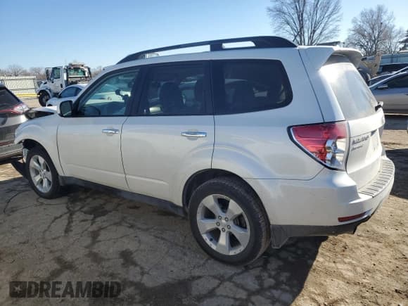 ✅ 2013 Subaru Forester XT Premium • VIN: JF2SHGAC6DH427551 • Лот: 42319665. Опубликован ранее на Copart с пробегом 139 166 миль. Бесплатный доступ к архиву аукционных продаж из США и подробный отчёт об истории автомобиля на DreamBid. Изображение 2.