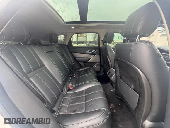 ✅ 2018 Land Rover Range Rover Velar S • VIN: SALYB2RN9JA755045 • Lot: 57728805. Wystawiony na Copart z przebiegiem 122 393 mil. Bezpłatny archiwum sprzedaży aukcyjnych z USA i szczegółowy raport historii pojazdu na DreamBid. Zdjęcie 6.