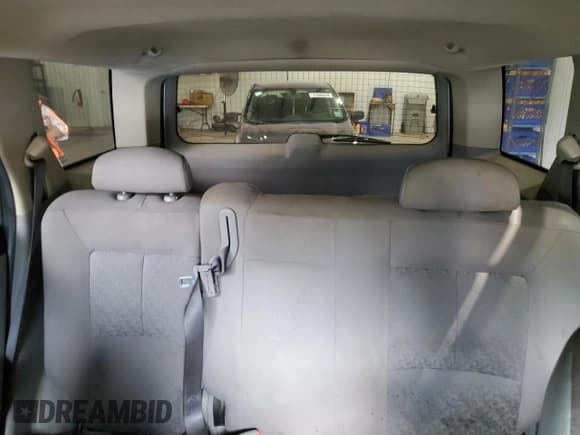 ✅ 2006 Saturn VUE • VIN: 5GZCZ33D66S810294 • Lot: 71081464. Wystawiony na Copart z przebiegiem Nie podano. Bezpłatny archiwum sprzedaży aukcyjnych z USA i szczegółowy raport historii pojazdu na DreamBid. Zdjęcie 10.