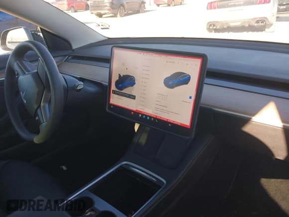 ✅ 2022 Tesla Model 3 Long Range • VIN: 5YJ3E1EB3NF196491 • Lot: 43581396. Wystawiony na IAAI z przebiegiem 46 918 mil. Bezpłatny archiwum sprzedaży aukcyjnych z USA i szczegółowy raport historii pojazdu na DreamBid. Zdjęcie 18.