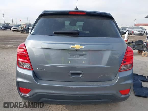 ✅ 2020 Chevrolet Trax LS • VIN: 3GNCJKSB8LL305930 • Lot: 43469240. Listed on IAAI with 79,431 mi. Free auction sales archive from the USA and detailed vehicle history report at DreamBid. Image 16.