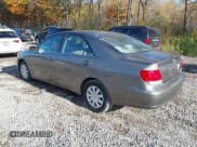 ✅ 2005 Toyota Camry STD • VIN: 4T1BE32K95U944627 • Lot: 43527213. Listed on IAAI with 180,200 mi. Free auction sales archive from the USA and detailed vehicle history report at DreamBid. Image 3.