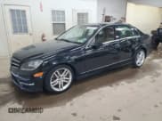 ✅ 2014 Mercedes-Benz C 300 Sport • VIN: WDDGF8AB0EA956419 • Lot: 91035715. Wystawiony na Copart z przebiegiem 168 860 mil. Bezpłatny archiwum sprzedaży aukcyjnych z USA i szczegółowy raport historii pojazdu na DreamBid. Zdjęcie 1.