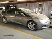 ✅ 2017 Chevrolet Volt LT • VIN: 1G1RA6S59HU154557 • Lot: 83006934. Wystawiony na Copart z przebiegiem 145 371 mil. Bezpłatny archiwum sprzedaży aukcyjnych z USA i szczegółowy raport historii pojazdu na DreamBid. Zdjęcie 4.