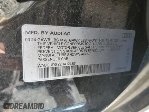 ✅ 2024 Audi A3 Premium • VIN: WAUGUDGY2RA121851 • Лот: 68086495. Опубликован ранее на Copart с пробегом 7 693 миль. Бесплатный доступ к архиву аукционных продаж из США и подробный отчёт об истории автомобиля на DreamBid. Изображение 13.