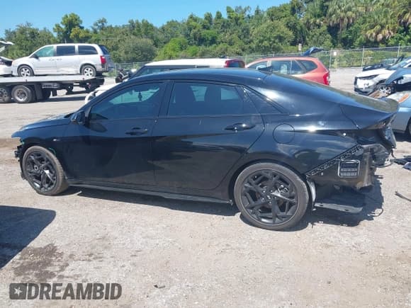 ✅ 2024 Hyundai Elantra N Line • VIN: KMHLR4DF6RU742056 • Лот: 43338827. Опубликован ранее на IAAI с пробегом 25 796 миль. Бесплатный доступ к архиву аукционных продаж из США и подробный отчёт об истории автомобиля на DreamBid. Изображение 15.