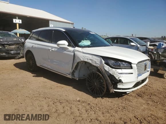 ✅ 2022 Lincoln Corsair Reserve • VIN: 5LMCJ2C9XNUL27501 • Lot: 55118983. Wystawiony na Copart z przebiegiem 3 342 mil. Bezpłatny archiwum sprzedaży aukcyjnych z USA i szczegółowy raport historii pojazdu na DreamBid. Zdjęcie 4.