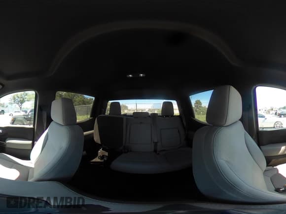 ✅ 2020 Chevrolet Silverado 1500 RST • VIN: 3GCUYEET9LG230839 • Лот: 42949586. Опубликован ранее на IAAI с пробегом 61 537 миль. Бесплатный доступ к архиву аукционных продаж из США и подробный отчёт об истории автомобиля на DreamBid. Изображение 18.