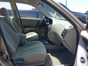 ✅ 2003 Hyundai Elantra GLS • VIN: KMHDN45D03U677774 • Lot: 42163194. Wystawiony na IAAI z przebiegiem 77 558 mil. Bezpłatny archiwum sprzedaży aukcyjnych z USA i szczegółowy raport historii pojazdu na DreamBid. Zdjęcie 5.