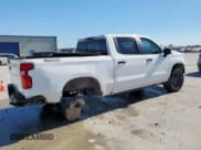 ✅ 2022 Chevrolet Silverado 1500 LT Trail Boss • VIN: 3GCUDFET3NG659222 • Lot: 91209475. Wystawiony na Copart z przebiegiem 67 285 mil. Bezpłatny archiwum sprzedaży aukcyjnych z USA i szczegółowy raport historii pojazdu na DreamBid. Zdjęcie 3.