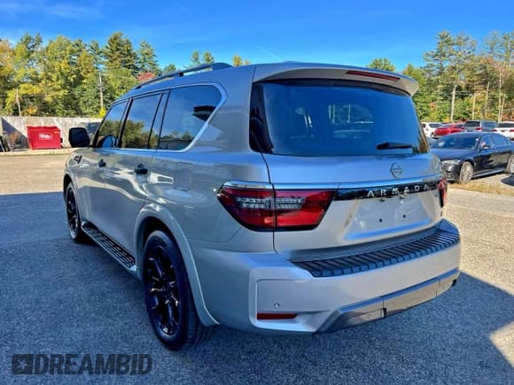 ✅ 2021 Nissan Armada SL • VIN: JN8AY2BA1M9372547 • Lot: 96801485. Wystawiony na Copart z przebiegiem 121 835 mil. Bezpłatny archiwum sprzedaży aukcyjnych z USA i szczegółowy raport historii pojazdu na DreamBid. Zdjęcie 3.