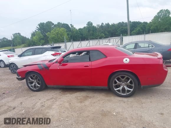 ✅ 2013 Dodge Challenger R/T Classic • VIN: 2C3CDYBT3DH560186 • Lot: 42291962. Wystawiony na IAAI z przebiegiem 80 624 mil. Bezpłatny archiwum sprzedaży aukcyjnych z USA i szczegółowy raport historii pojazdu na DreamBid. Zdjęcie 15.
