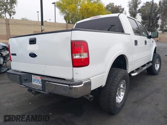 ✅ 2008 Ford F-150 XLT • VIN: 1FTPW12598FA40565 • Lot: 42323762. Listed on IAAI with 77,900 mi. Free auction sales archive from the USA and detailed vehicle history report at DreamBid. Image 4.