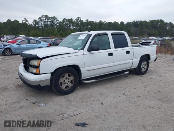 ✅ 2006 Chevrolet Silverado 1500 LT1 • VIN: 2GCEC13T361194061 • Лот: 41306152. Опубликован ранее на IAAI с пробегом 228 444 миль. Бесплатный доступ к архиву аукционных продаж из США и подробный отчёт об истории автомобиля на DreamBid. Изображение 2.