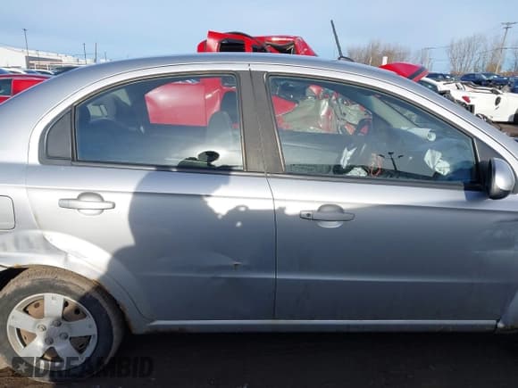 ✅ 2009 Chevrolet Aveo 1LT • VIN: KL1TD56E79B643231 • Lot: 43690206. Listed on IAAI with 125,000 mi. Free auction sales archive from the USA and detailed vehicle history report at DreamBid. Image 14.