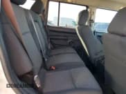 ✅ 2008 Jeep Commander Sport • VIN: 1J8HG48K58C194930 • Лот: 84566075. Опубликован ранее на Copart с пробегом 152 608 миль. Бесплатный доступ к архиву аукционных продаж из США и подробный отчёт об истории автомобиля на DreamBid. Изображение 11.