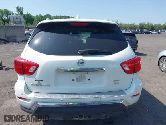✅ 2019 Nissan Pathfinder S • VIN: 5N1DR2MM7KC646276 • Lot: 42394605. Listed on IAAI with 75,708 mi. Free auction sales archive from the USA and detailed vehicle history report at DreamBid. Image 16.